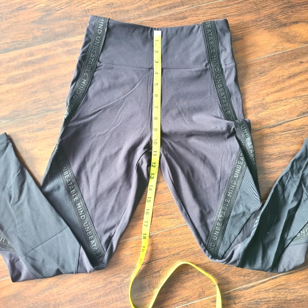 Oysho Leggings. New. Fits M